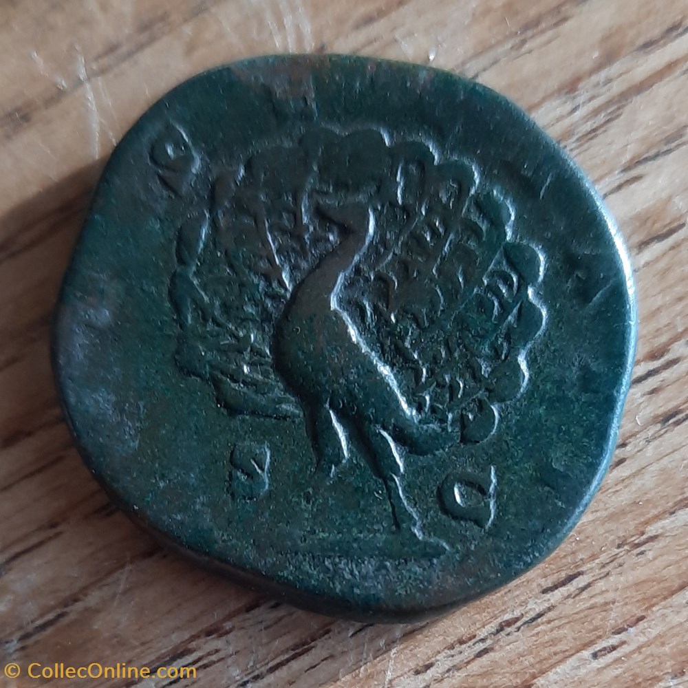 Diva Faustina A / Buste a d R / Paon de face D28.7 P 19.50g RCV5228 C7 RIC 1703 monnaie antiquite av jc ap romaine republicaine imperiale diva faustina a buste a d r paon de face d28 7 p 19 50g rcv5228 c7 ric 1703