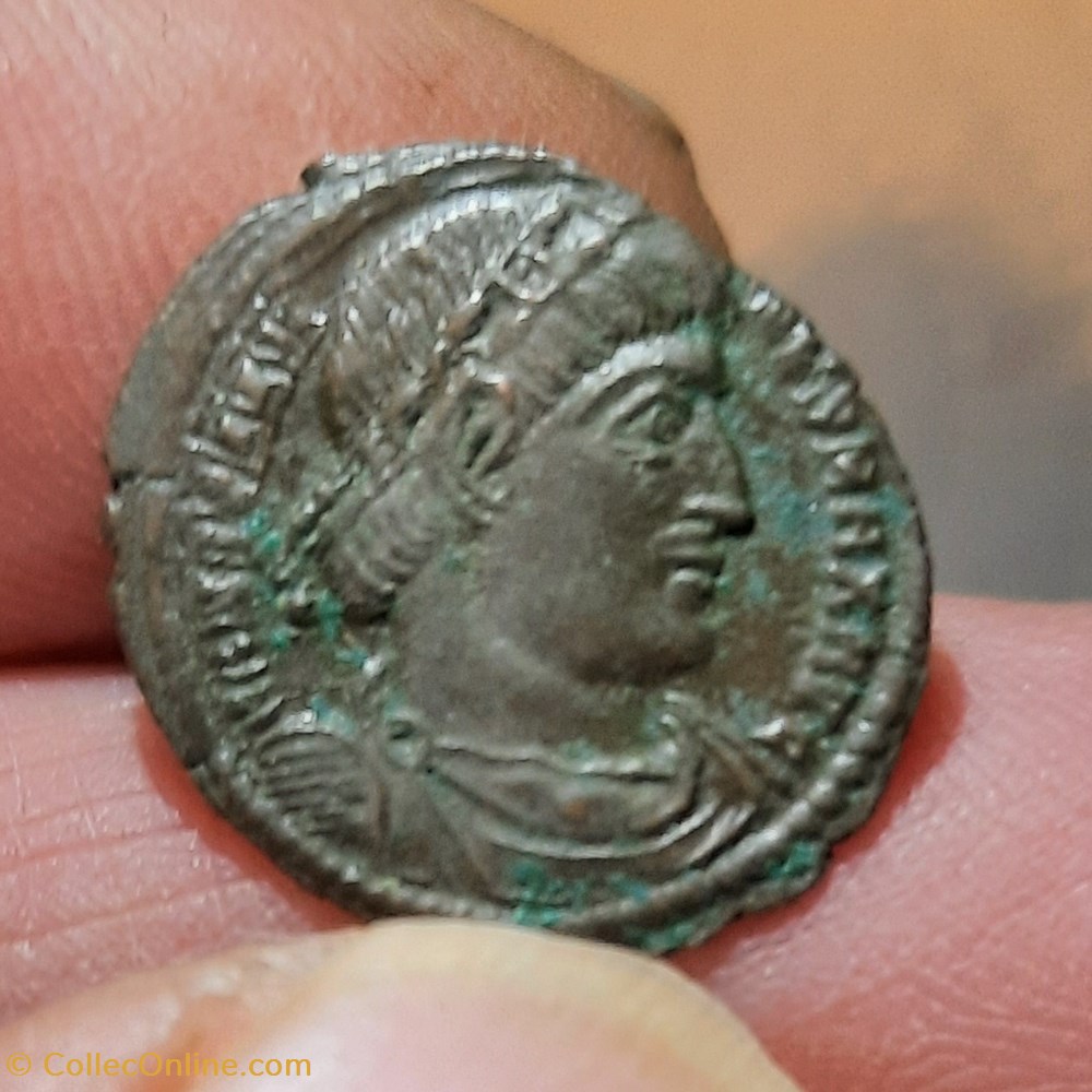 monnaies antiquite av jc ap romaines republicaines imperiales constantin1 a buste diademe a d r soldats face a face d18 p2 16g ric370 r2