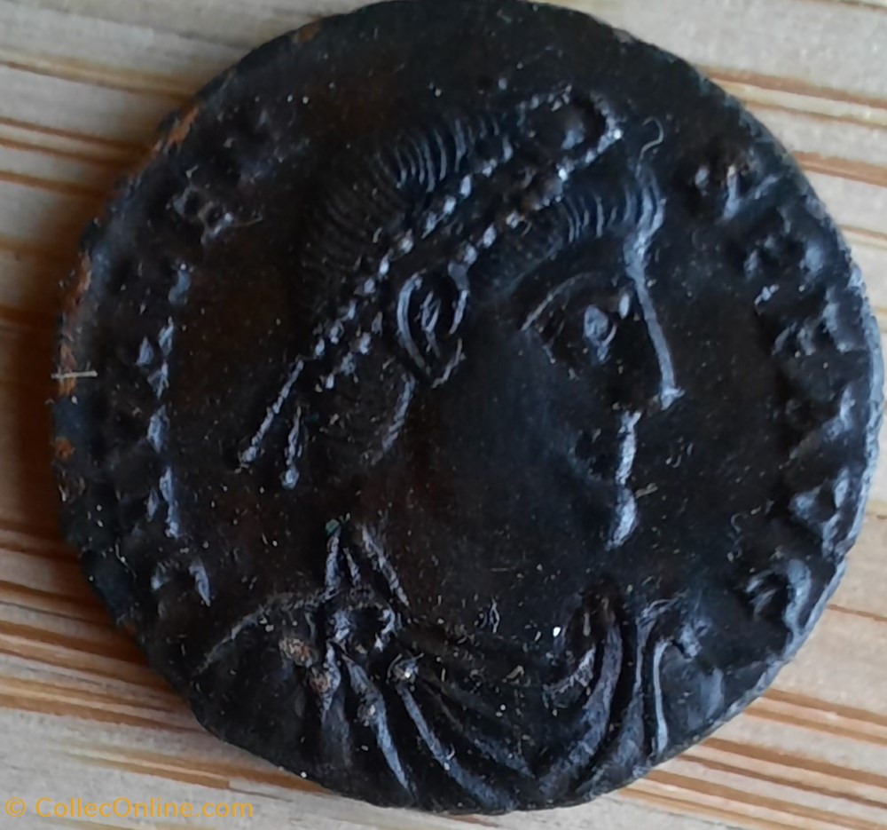 Valens A/Buste diademe a d R / Valens a d D 17.9 P2.45g C 29 RIC 6 b1 monnaie antiquite av jc ap romaine republicaine imperiale valens a buste diademe a d r valens a d d 17 9 p2 45g c 29 ric 6 b1