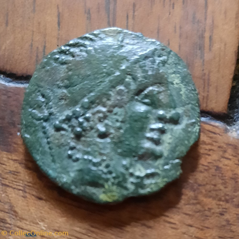 Longostalete A /Tete virile a d R/Trepied votif -150-75 D25.2 P6.36g FeugereIBL 2387 monnaie antique av jc ap gauloise longostalete a tete virile a d r trepied votif 150 75 d25 2 p6 36g feugereibl 2387
