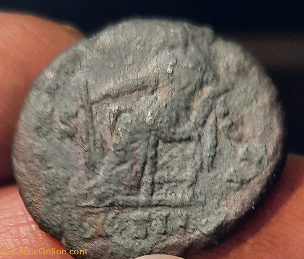 Aelius A/Tete nue a d R/ Fortune assise a g D24.8 P6.72g C97 RIC1351 RCV 5410 monnaies antiquite av jc ap romaines republicaines imperiales aelius a tete nue a d r fortune assise a g d24 8 p6 72g c97 ric1351 rcv 5410
