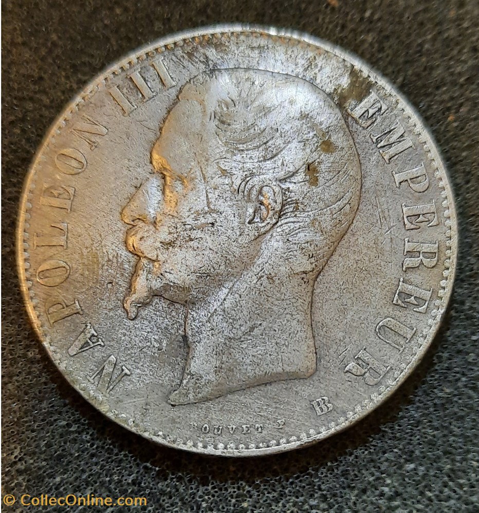 Napoleon 3 A /Tete nue a g R/Aigle sur collier legion d honneur D37.2 P24.86g F330/4 monnaies france modernes napoleon 3 a tete nue a g r aigle sur collier legion d honneur d37 2 p24 86g f330 4