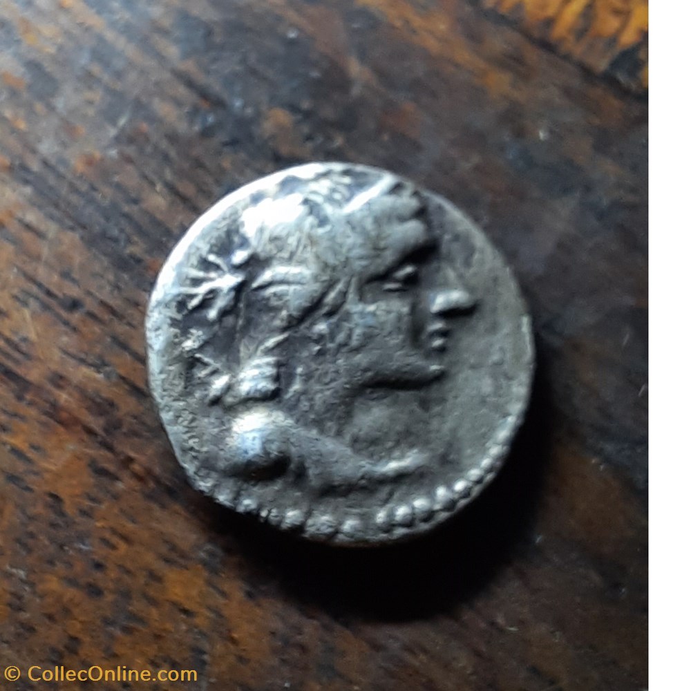 Marseille A/Tete d Artemis a d R/Lion bondissant a g -125-90 D15 P2.34g Feugere 44-6 monnaie antique av jc ap gauloise marseille a tete d artemis a d r lion bondissant a g 125 90 d15 p2 34g feugere 44 6