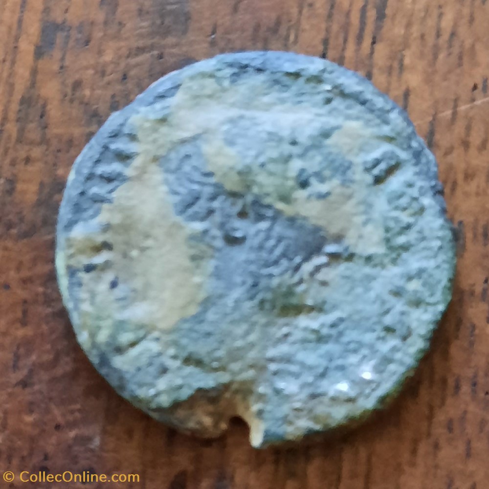 Hadrien A / Buste laure a d R /Instruments du culte D18.4 P 3.06 RCV 3483 C 454 RIC 198 monnaie antique av jc ap romaine republicaine imperiale hadrien a buste laure a d r instruments du culte d18 4 p 3 06 rcv 3483 c 454 ric 198