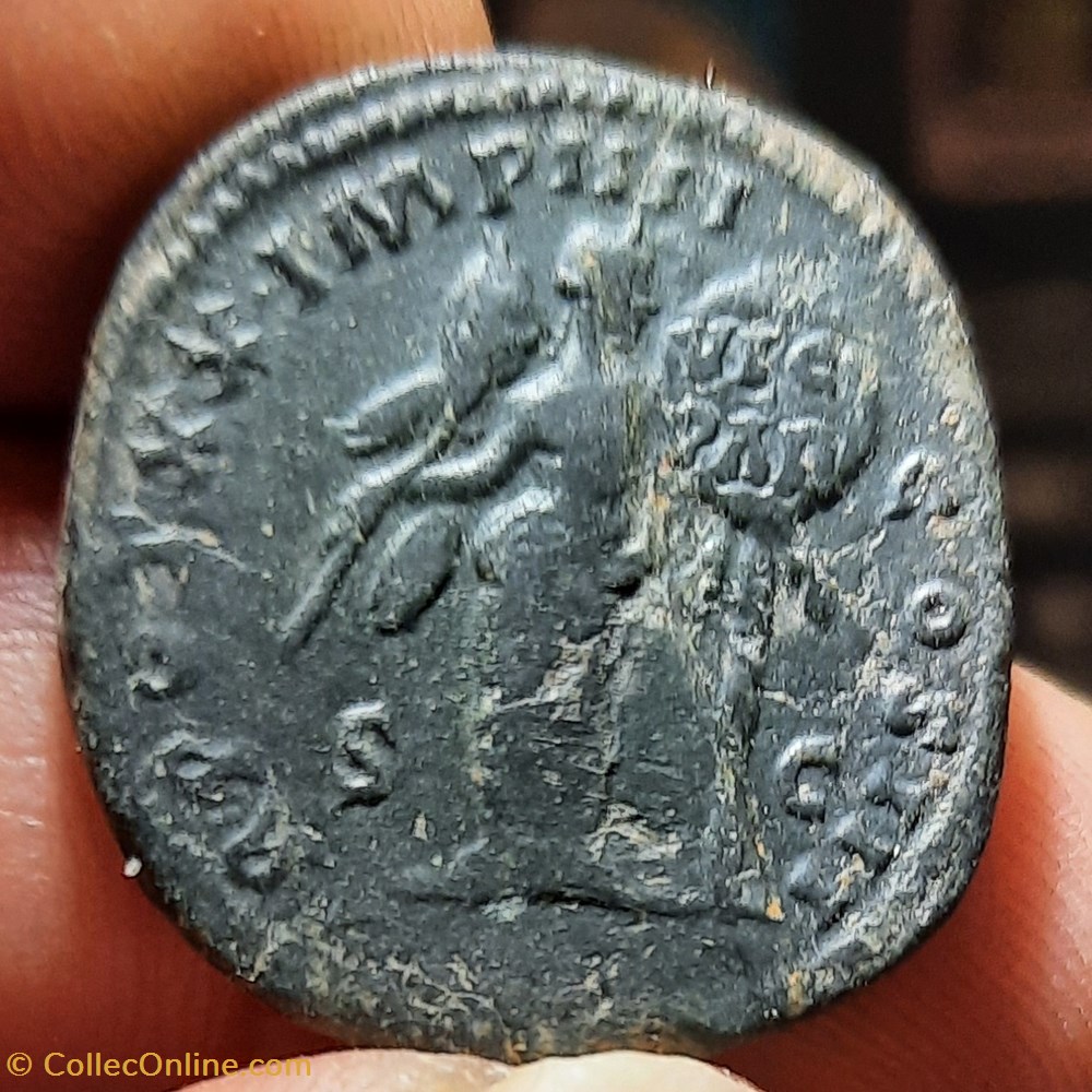Marc Aurele A/ Tete radiee a d R / VIC PAR D26.2 P 13.31 RCV 5050 RIC 532 C 808 monnaie antiquite av jc ap romaine republicaine imperiale marc aurele a tete radiee a d r vic par d26 2 p 13 31 rcv 5050 ric 532 c 808