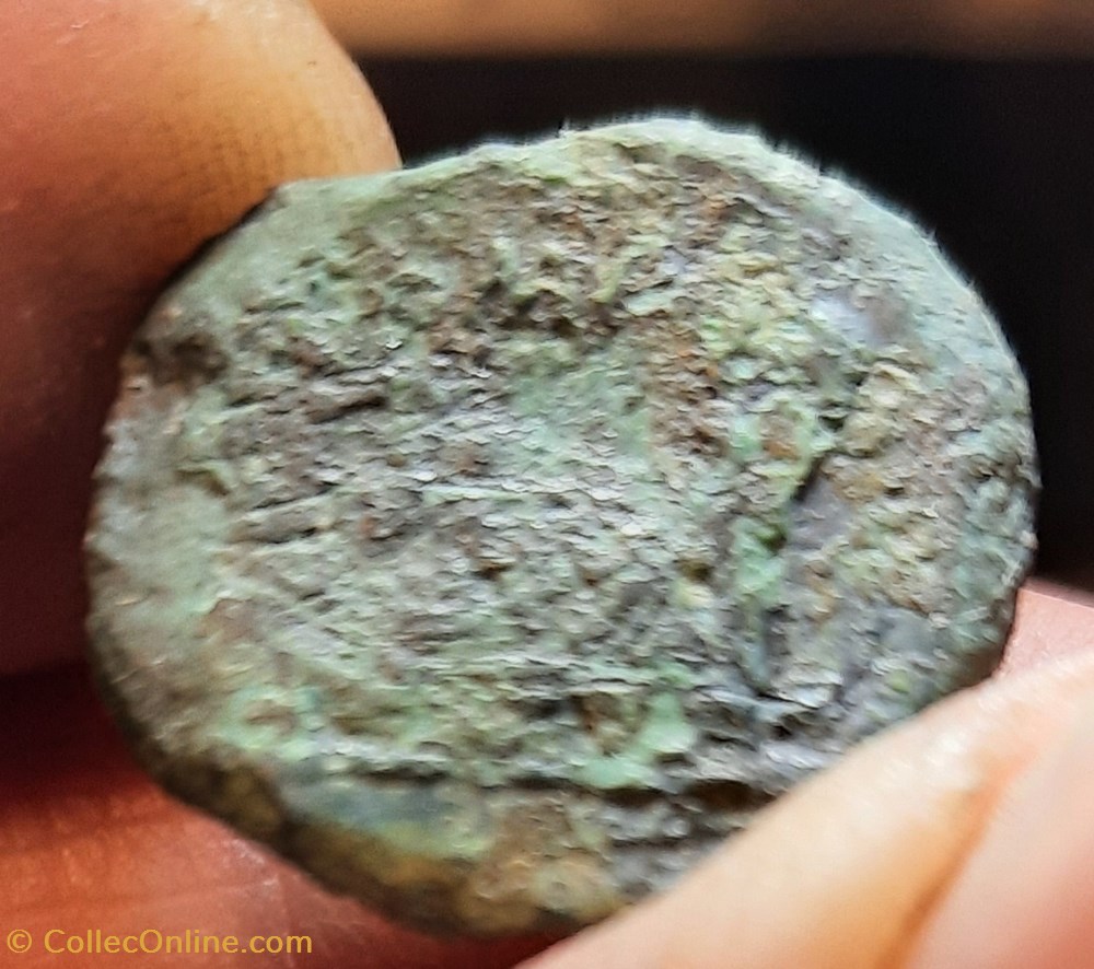 Republique Romaine A/ Buste de Mercure a d R/ Proue de navire -215-212 D20.6 P3.30g RCV621 RRC41/11 monnaies antiquite jc ap romaines republicaines imperiales republique romaine a buste de mercure a d r proue de navire 215 212 d20 6 p3 30g rcv621 rrc41 11