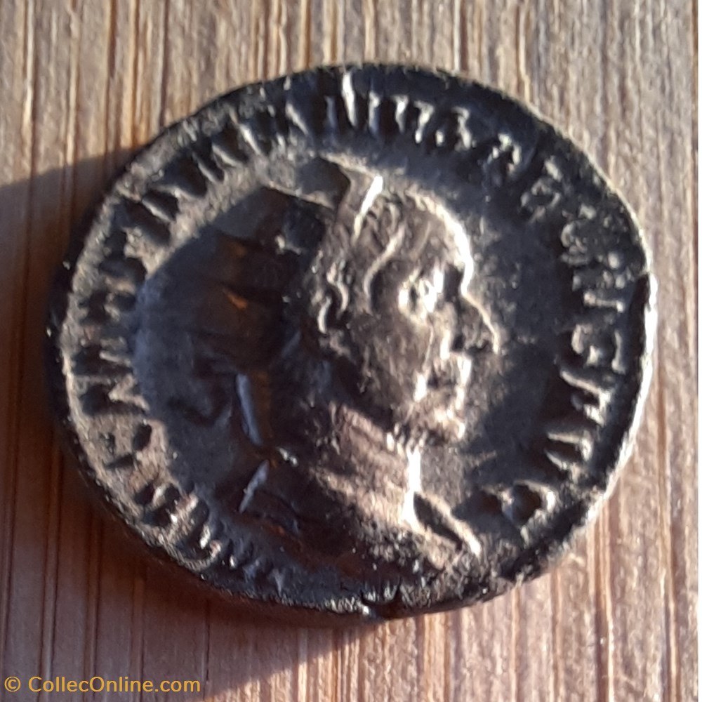 Trajan dece A/Buste radie a d R /Empereur a cheval a g D 21.1 P 3.63g RCV 9366 C 4 RIC 11b monnaie antique av jc ap romaine republicaine imperiale trajan dece a buste radie a d r empereur a cheval a g d 21 1 p 3 63g rcv 9366 c 4 ric 11b