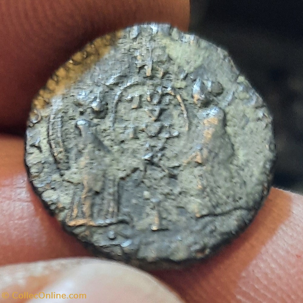Decence A/Tete nue a d R /2 Victoires face a face +351+352 D18.8 P3.45 g RIC 172 monnaies antiquite av jc ap romaines republicaines imperiales decence a tete nue a d r 2 victoires face a face 351 352 d18 8 p3 45 g ric 172