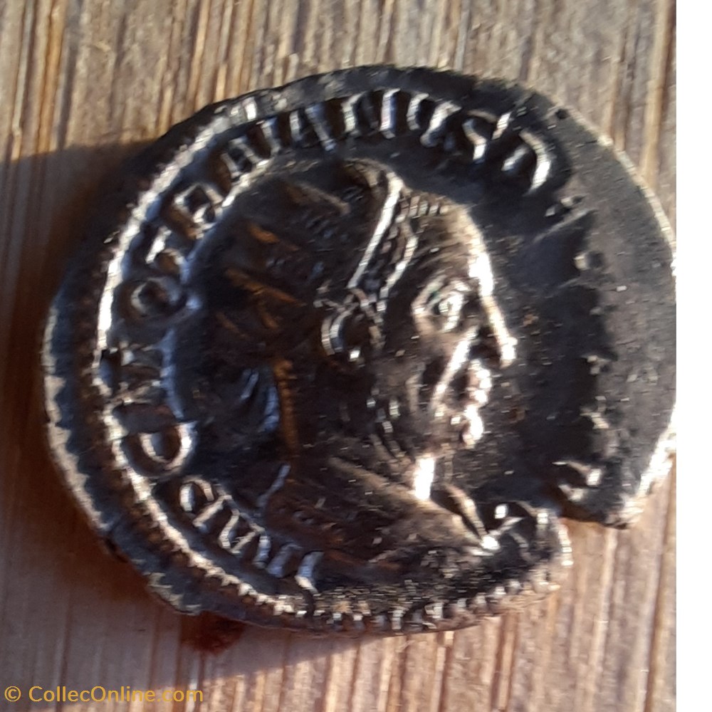 Trajan Dece A / Buste radie a d R / La Dacie debout a g D 21.5 P3.73g RCV 9368 C 16 RIC 12b monnaie antique av jc ap romaine republicaine imperiale trajan dece a buste radie a d r la dacie debout a g d 21 5 p3 73g rcv 9368 c 16 ric 12b
