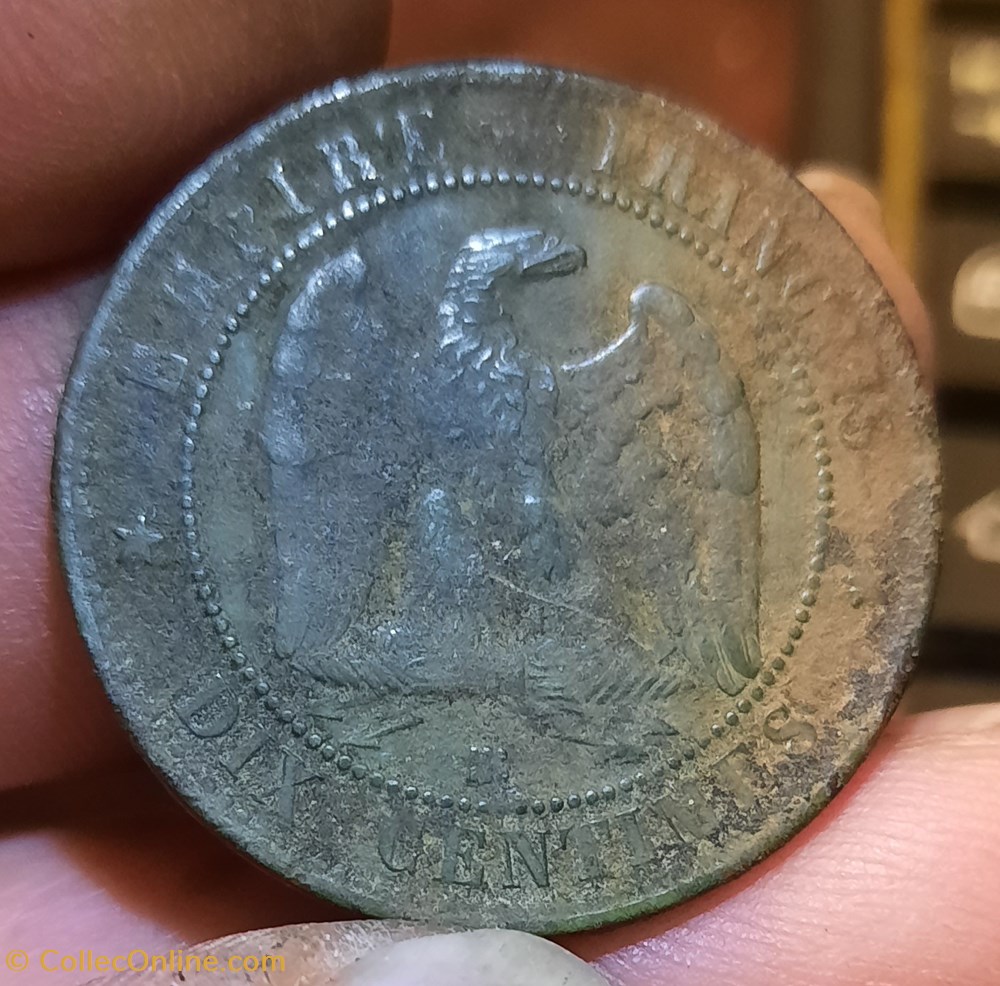 Napoleon 3 A/Tete lauree a g R/Aigle D30.4 P9.70g F134/15 monnaies france modernes napoleon 3 a tete lauree a g r aigle d30 4 p9 70g f134 15