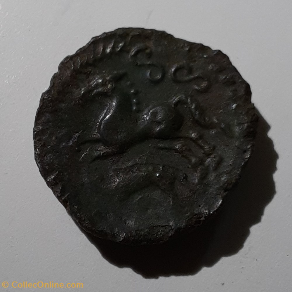 Aulerques A /Tete diademee a d R / Cheval a g ,sanglier D15.8 P 2.43g LT 7044 DT 2434 monnaie antique av jc ap gauloise aulerques a tete diademee a d r cheval a g sanglier d15 8 p 2 43g lt 7044 dt 2434