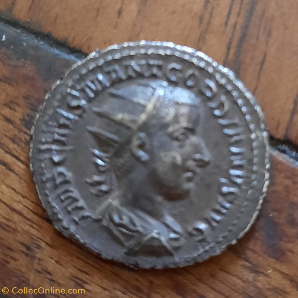 Gordien 3 A/Buste radie a d R/ La Liberalite debout a g +239 D22.1 P4.72gRCV8619 C130 RIC36 monnaie antique av jc ap romaine republicaine imperiale gordien 3 a buste radie a d r la liberalite debout a g 239 d22 1 p4 72grcv8619 c130 ric36