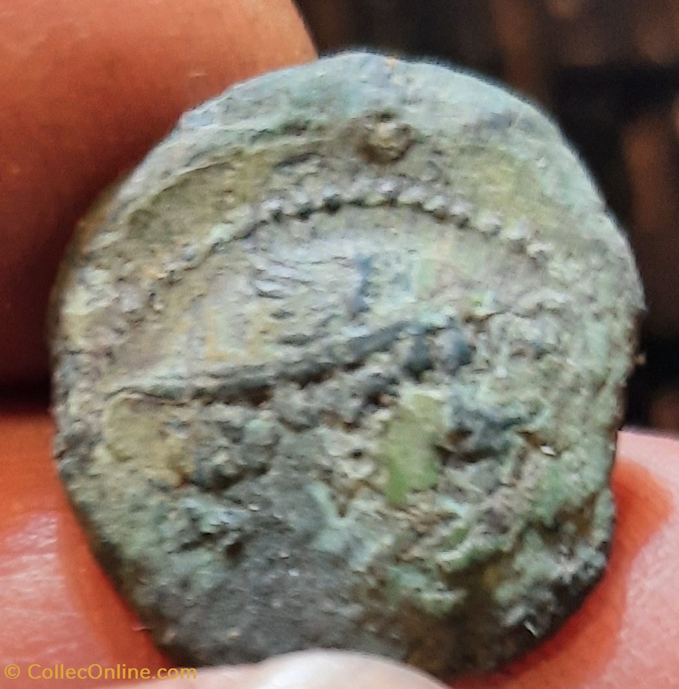 Republique Romaine A/ Buste de Mercure a d R/ Proue de navire -215-212 D20.6 P3.30g RCV621 RRC41/11 monnaies antiquite jc ap romaines republicaines imperiales republique romaine a buste de mercure a d r proue de navire 215 212 d20 6 p3 30g rcv621 rrc41 11