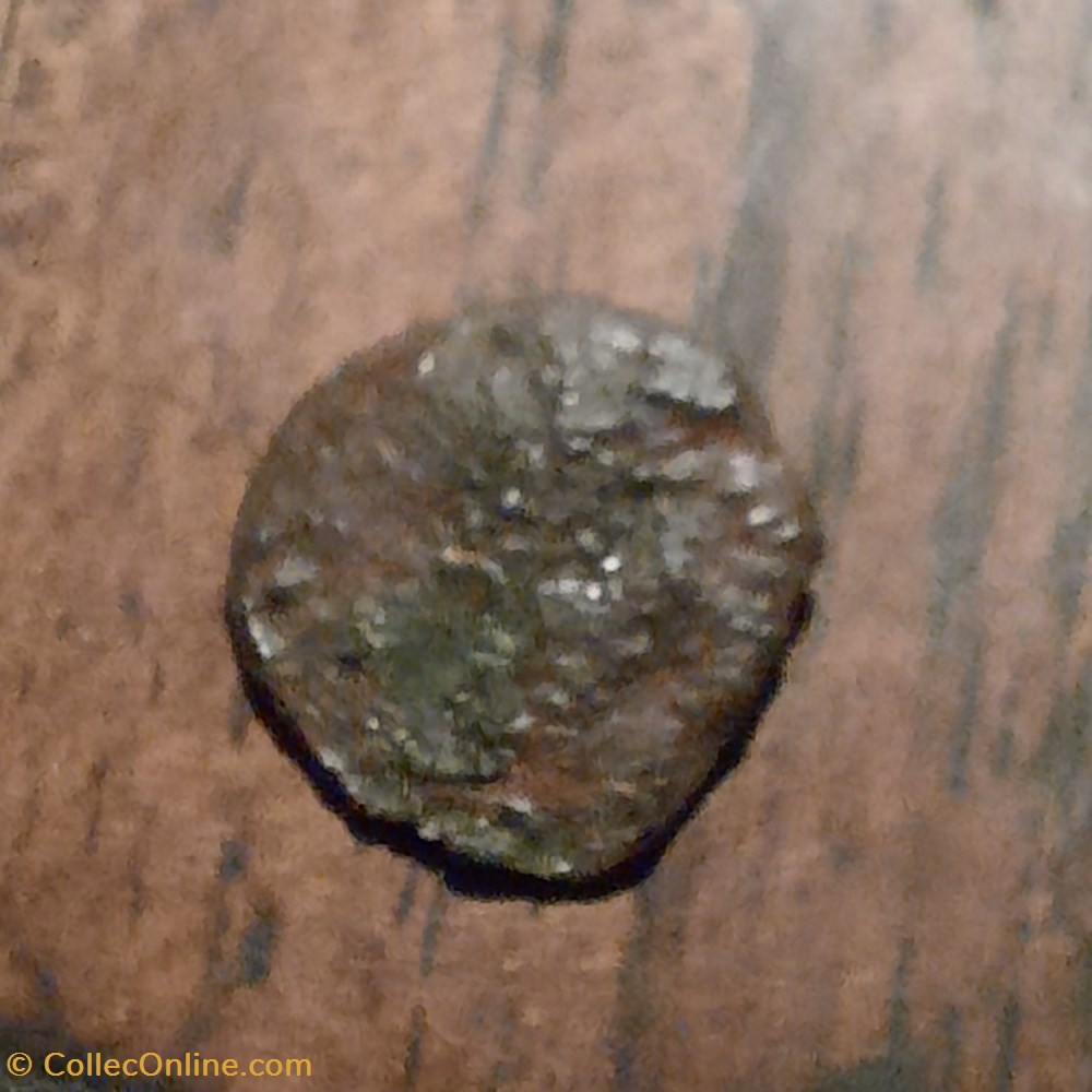 Nimes PB a l urne A/Tete casquee a d R/Urne renversee NEM COL -40-30 D10.8 P0.70g Feugere NIM 2725 monnaie antique av jc ap nimes pb a l urne a tete casquee a d r urne renversee nem col 40 30 d10 8 p0 70g feugere nim 2725