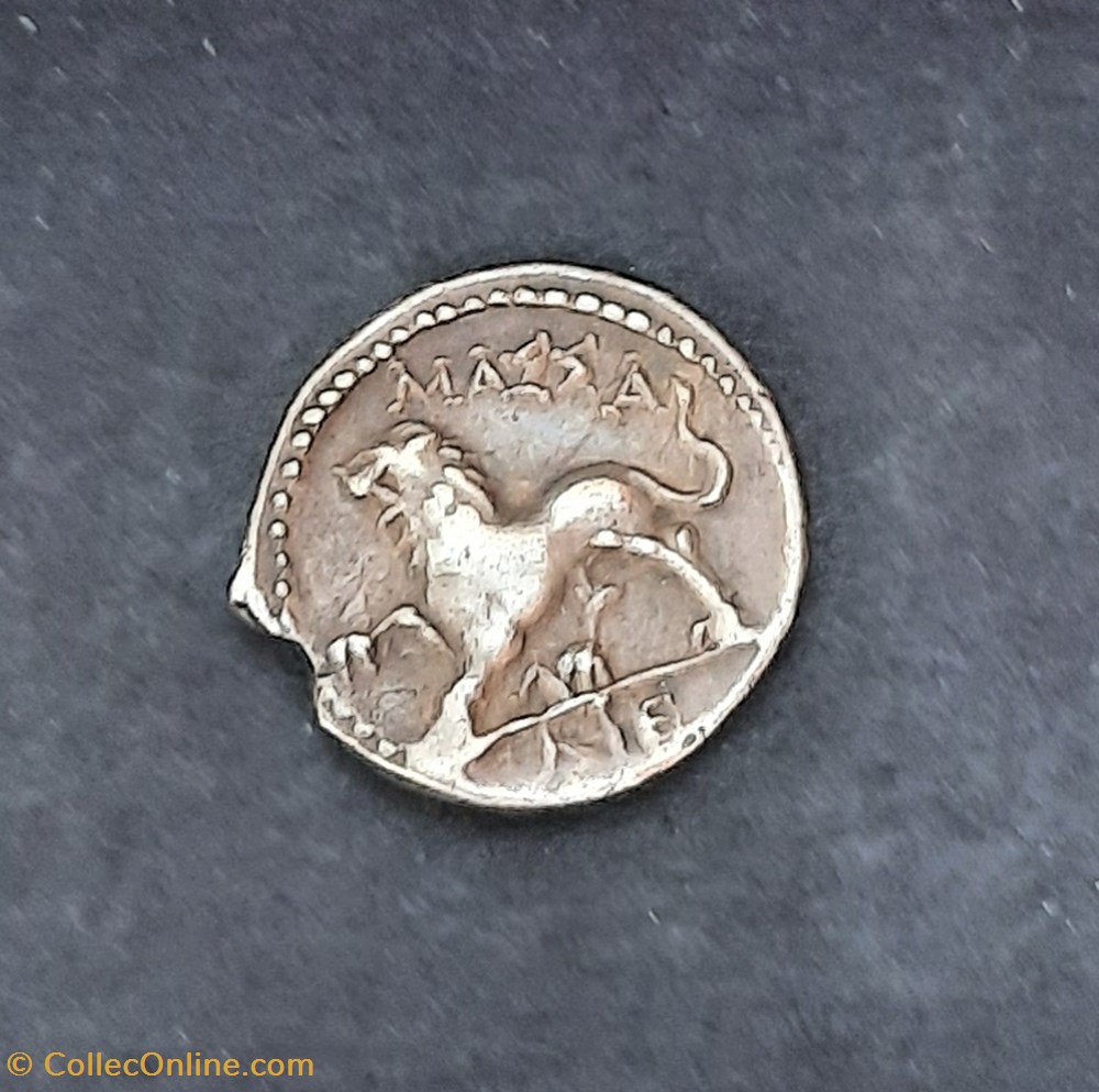 Marseille Drachme legere A/Tete Artemis a d R/Lion a G L-AIE -125-90 D17.1 P 2.50 FeugereDRM44/13 monnaie antique av jc ap gauloise marseille drachme legere a tete artemis a d r lion a g l aie 125 90 d17 1 p 2 50 feugeredrm44 13