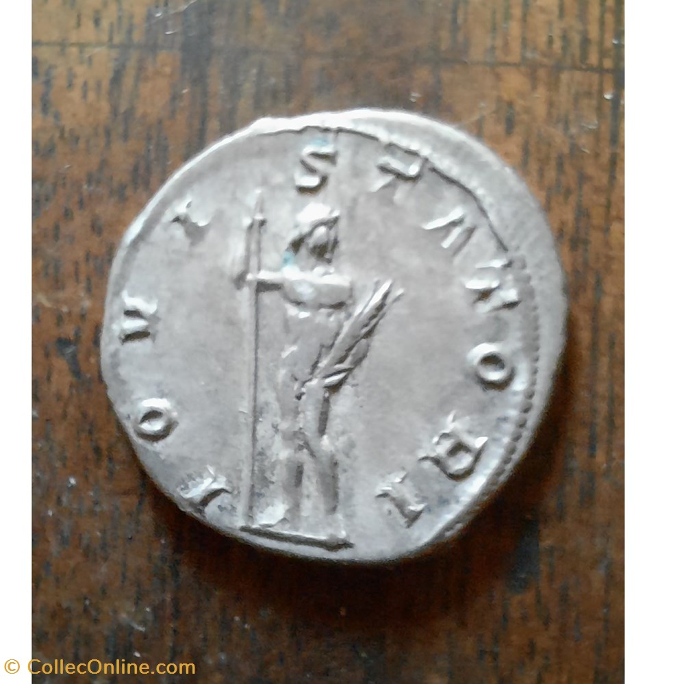 Gordien 3 A Buste radie a d R/Jupiter nu debout a g+241 +243 D 21.8 P3.96g RCV 8615 C 109 RIC 84 monnaie antique av jc ap romaine republicaine imperiale gordien 3 a buste radie a d r jupiter nu debout a g 241 243 d 21 8 p3 96g rcv 8615 c 109 ric 84
