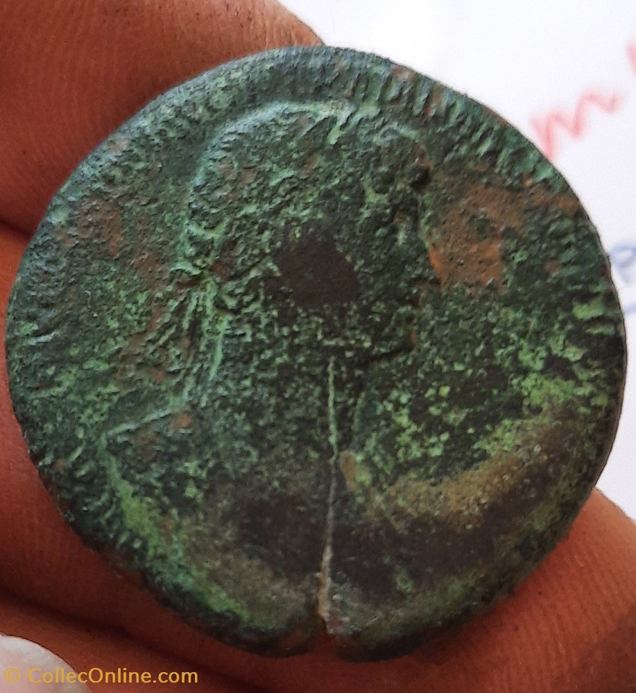 Hadrien A / Tete lauree a d R/Concorde assise a g D32 P19.47g rcv2581 monnaies antiquite av jc ap romaines republicaines imperiales hadrien a tete lauree a d r concorde assise a g d32 p19 47g rcv2581