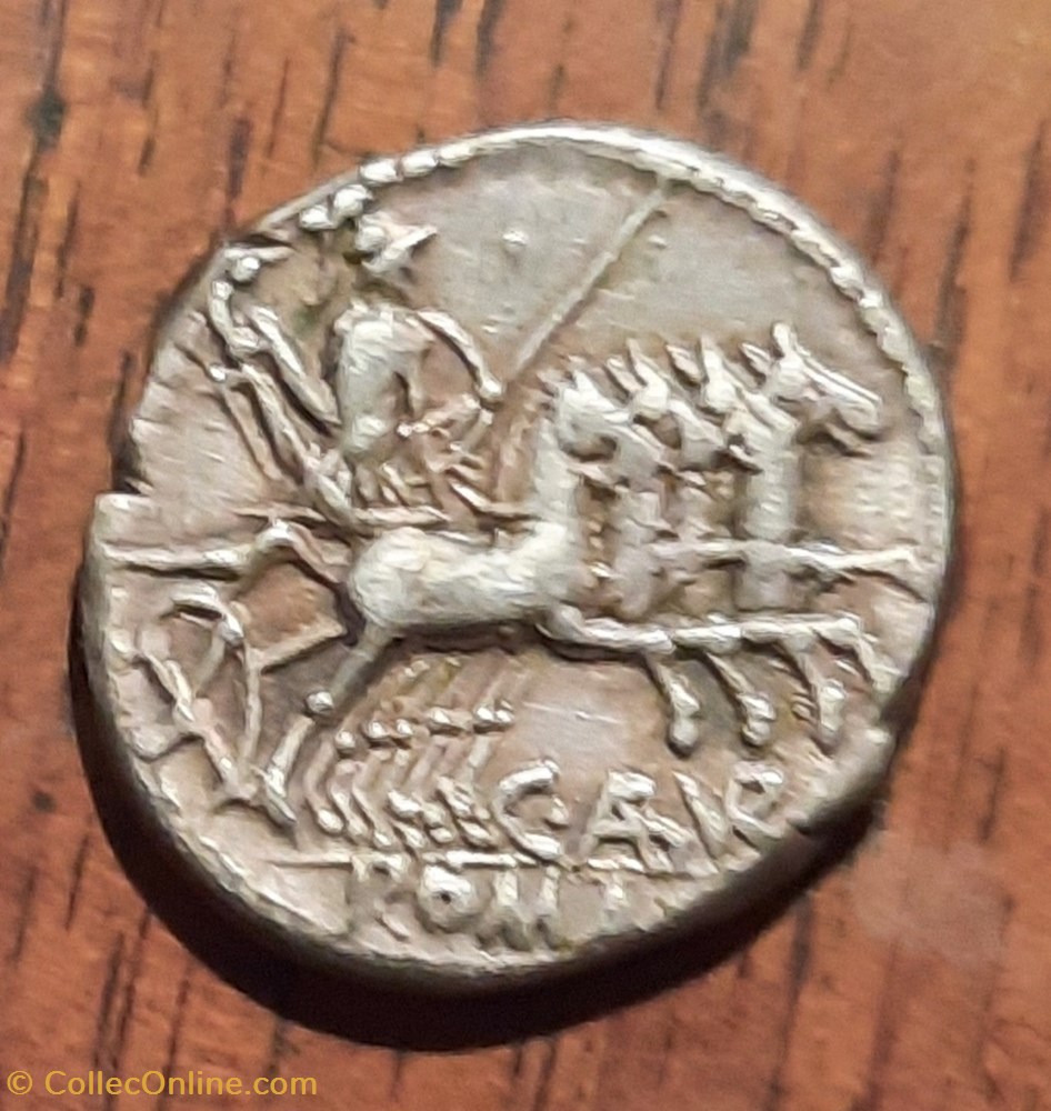Aburia A/Tete de Rome a d R/Quadrige a d -134 D19.5 P3.99 g RCV121 monnaie antique av jc ap romaine republicaine imperiale aburia a tete de rome a d r quadrige a d 134 d19 5 p3 99 g rcv121