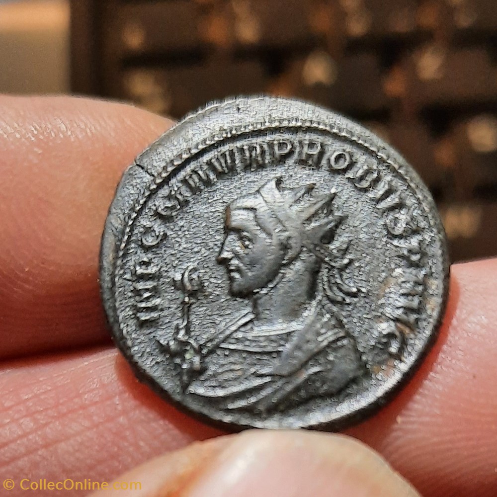 Probus A/Buste radie a g R/Mars nu marchant a d D22.2 P3.72g C900 RIC810 monnaies antiquite av jc ap romaines republicaines imperiales probus a buste radie a g r mars nu marchant a d d22 2 p3 72g c900 ric810