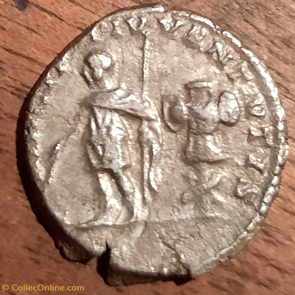 Caracalla A/ Tete nue a d R/Caracalla a g +196 D17.8 P2.78 RCV6677 C505 RIC 13a monnaie antique av jc ap romaine republicaine imperiale caracalla a tete nue a d r caracalla a g 196 d17 8 p2 78 rcv6677 c505 ric 13a