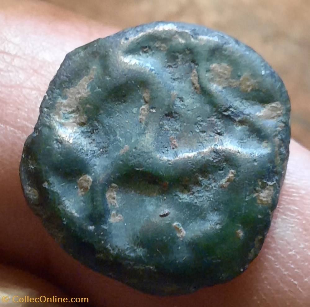 Potin Senons (sens) monnaies antiques a celtes potin senons sens