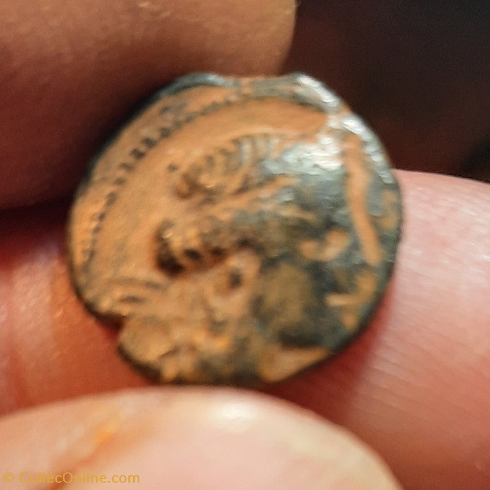 monnaies antiquite av jc gauloises marseille pb a tete apollon a d r taureau a d 100 70 d13 4 p1 73g feugere pbm53 23