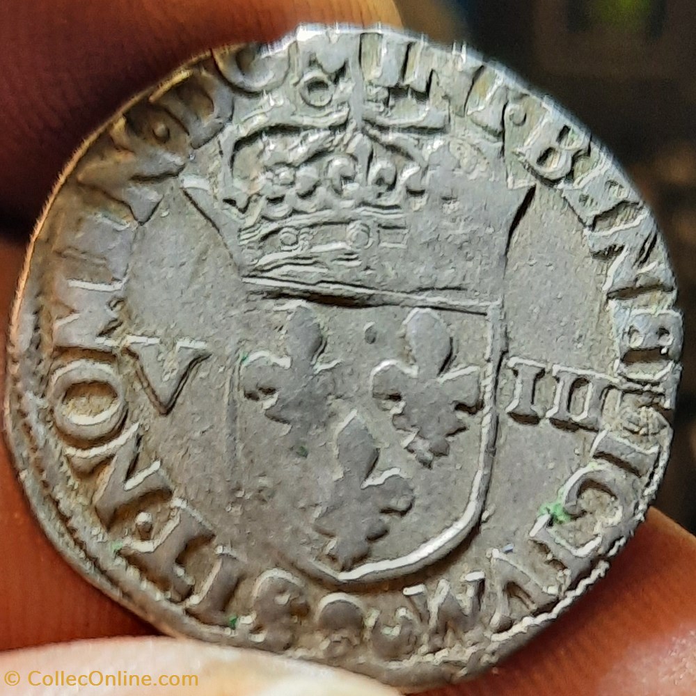 Henri 3 A / Croix Fleurdelise R / Ecu de France D 25.5 P 4.77g C1440 L974 DY 1134 monnaies royales henri 3 a croix fleurdelise r ecu de france d 25 5 p 4 77g c1440 l974 dy 1134
