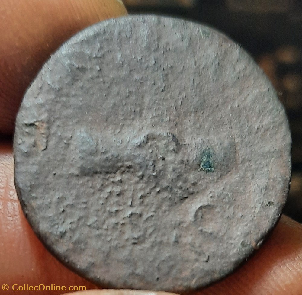 Nerva A /Tete lauree a d R/ Mains jointes D25.8 P 6.68g C21 RIC79 RCV 3061 monnaies antiquite av jc ap romaines republicaines imperiales nerva a tete lauree a d r mains jointes d25 8 p 6 68g c21 ric79 rcv 3061