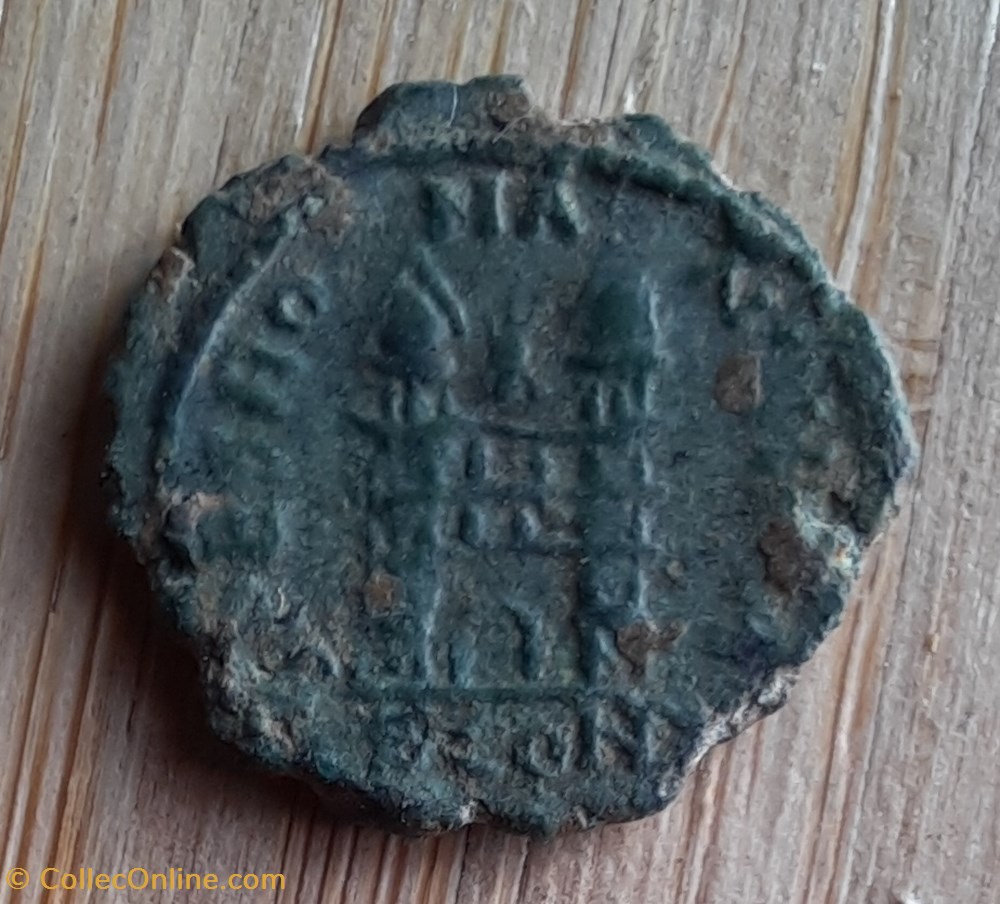 Flavius Victor A / Buste diademe a d R / Porte de camp +387+388 D14.9 P1.17g C6 RC 4211 RIC 29b monnaie antiquite jc ap romaine republicaine imperiale flavius victor a buste diademe a d r porte de camp 387 388 d14 9 p1 17g c6 rc 4211 ric 29b