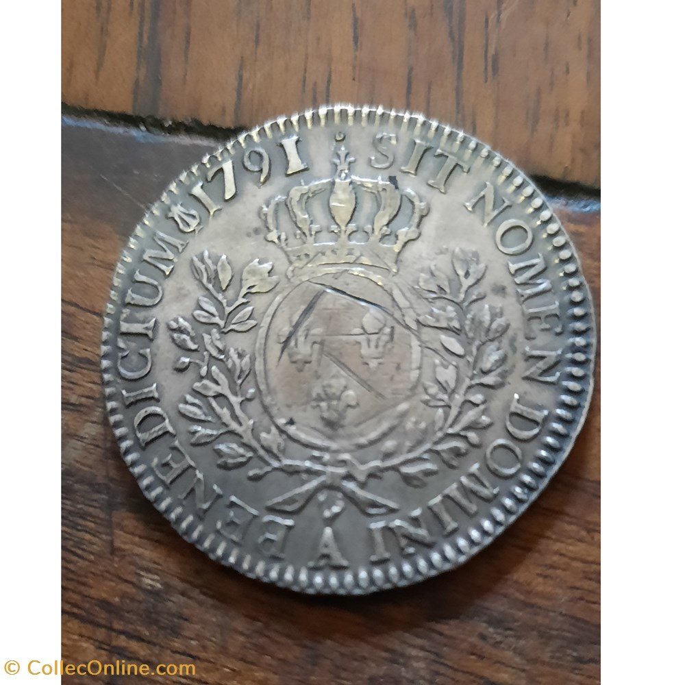 Louis xvi A/Buste du Roi a g R/Ecu de France aux branches d olivier D33.2 P14.70g G 355 C 2189 monnaie moderne louis xvi a buste du roi a g r ecu de france aux branches d olivier d33 2 p14 70g g 355 c 2189