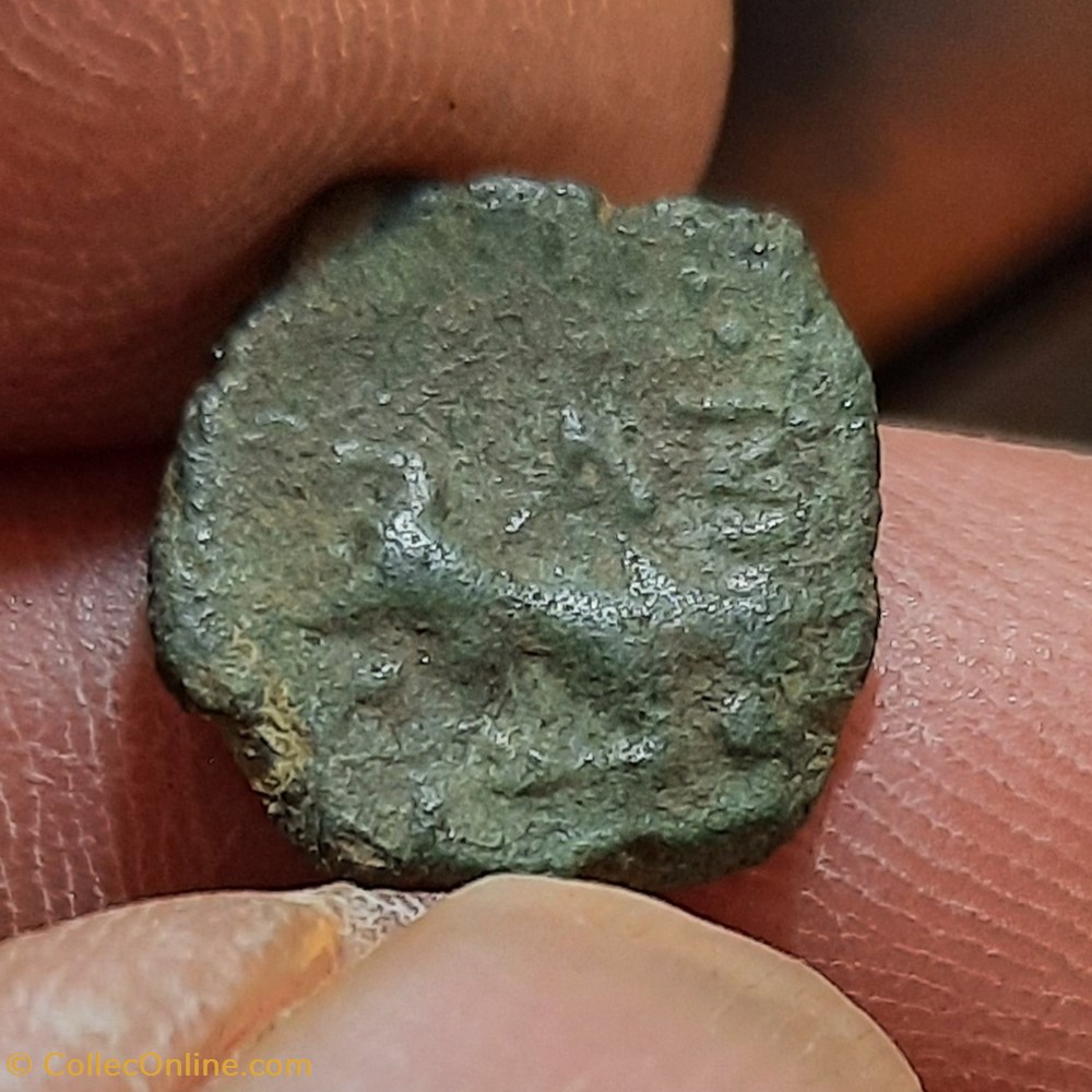 Peri Massaliete A /Tete indigene a d R/Taureau a d D14 P 1.74g reference inconnue monnaies antiquite av jc ap gauloises peri massaliete a tete indigene a d r taureau a d d14 p 1 74g reference inconnue