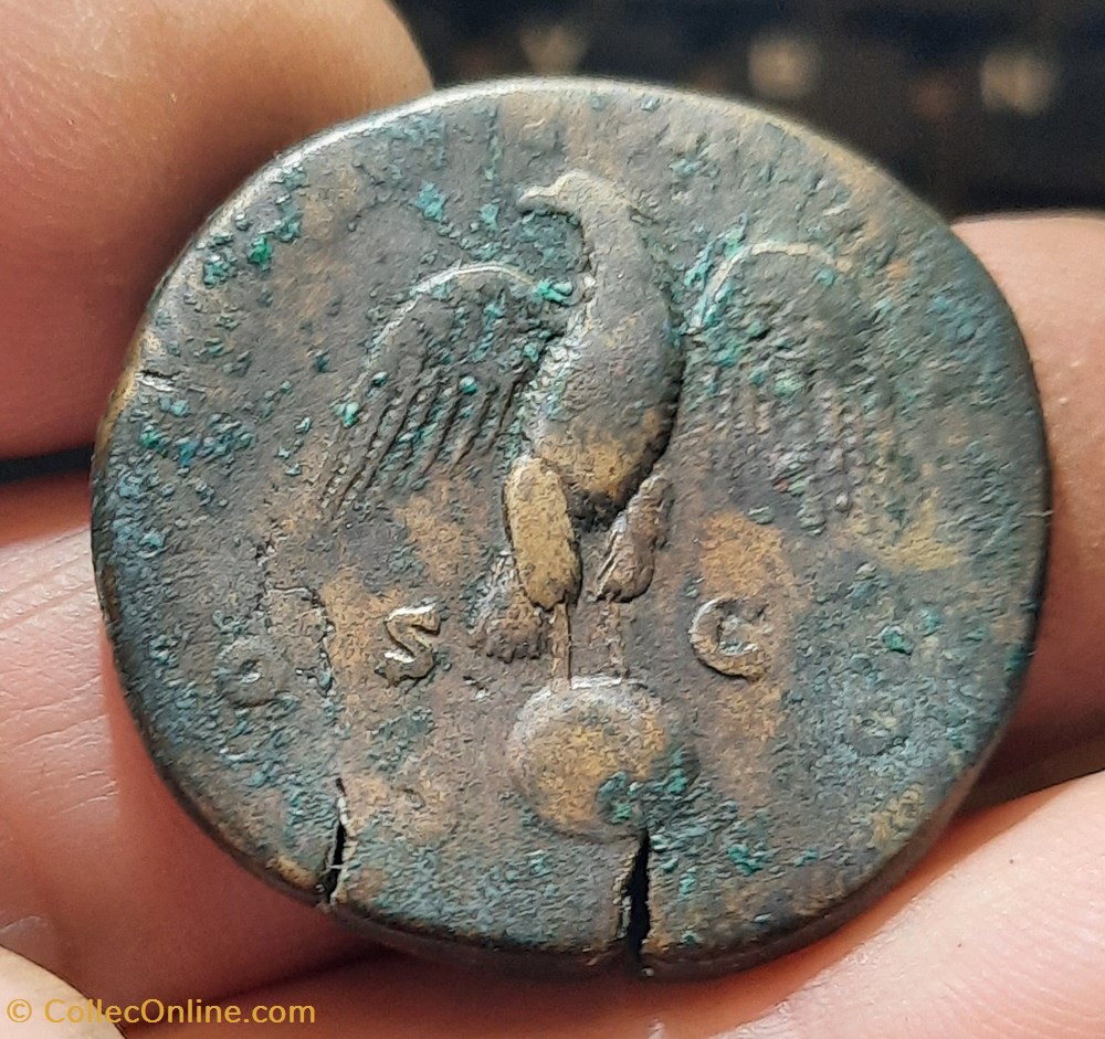 Maec Aurele A /Tete nue a d R Aigle debout D33.1 P24.41g C94 RIC 660 RCV5984 monnaies antiquite av jc ap romaines republicaines imperiales maec aurele a tete nue a d r aigle debout d33 1 p24 41g c94 ric 660 rcv5984