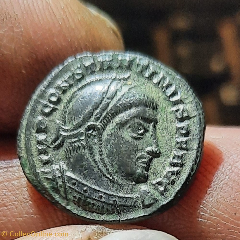 Constantin 1° A/Tete casquee a d R/ Victoires face a face D16.9 P 2.69g RIC 59(R3) C639 monnaies antiquite av jc ap romaines republicaines imperiales constantin 1 a tete casquee a d r victoires face a face d16 9 p 2 69g ric 59 r3 c639