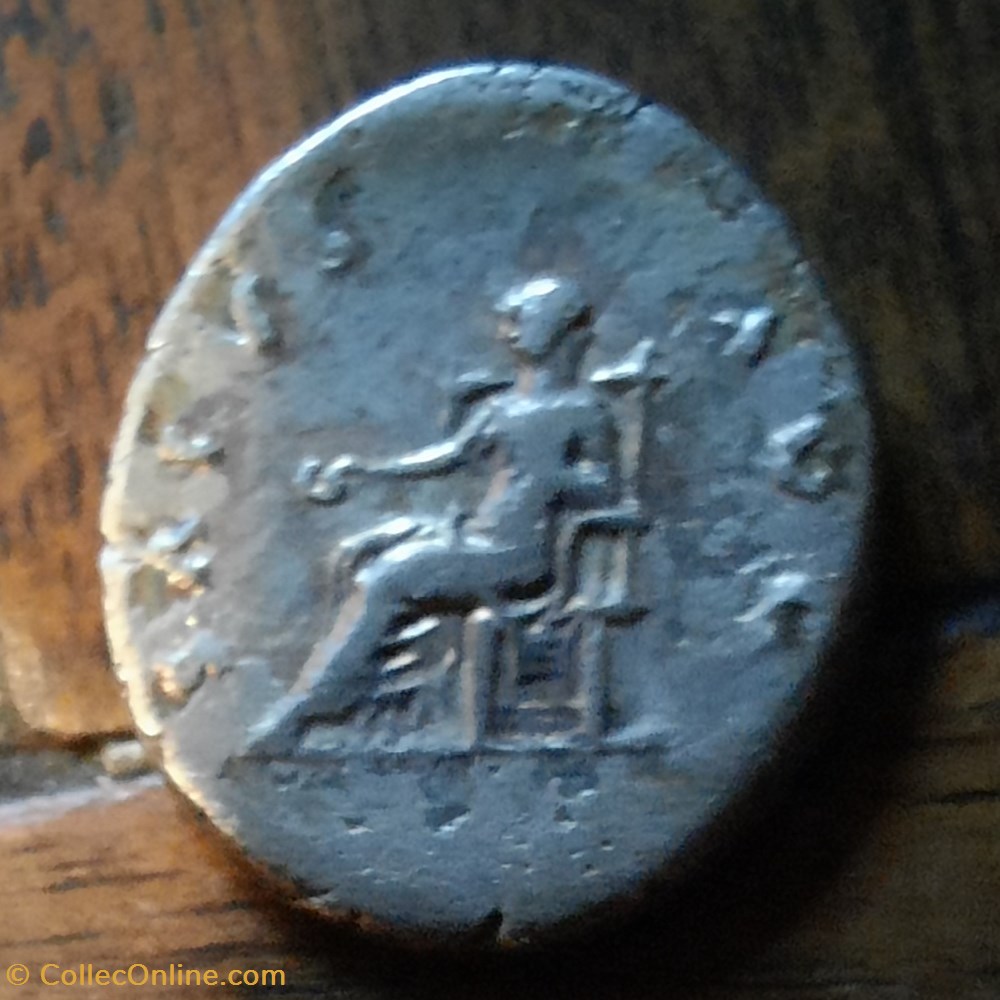 Vespasien ATete lauree a d R/La Sante assise a g D19.5 3.25g RCV 2307 C 431 RIC 67 monnaie antique av jc ap romaine republicaine imperiale vespasien atete lauree a d r la sante assise a g d19 5 3 25g rcv 2307 c 431 ric 67
