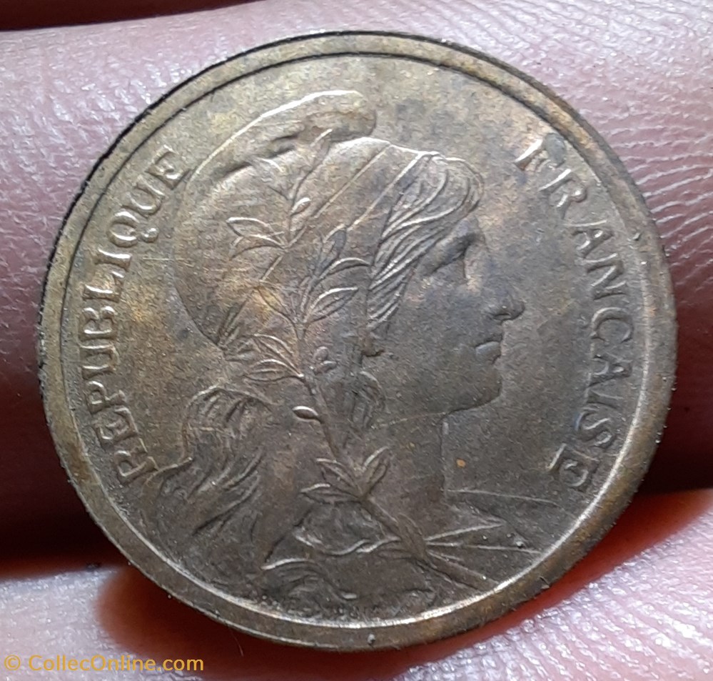 Troisieme Republique A /Buste Liberte a d R /Legende D20.1 P.95 g F110/15 monnaies france modernes troisieme republique a buste liberte a d r legende d20 1 p 95 g f110 15