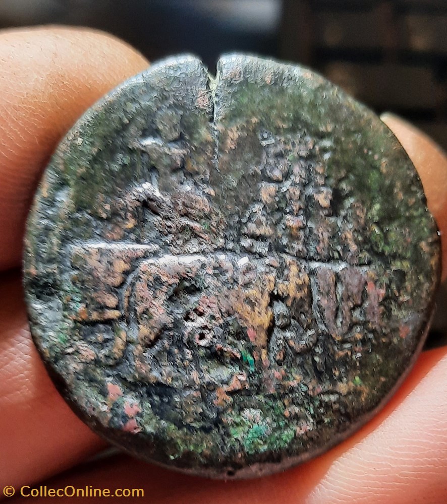Titus A / Quadrige d Elephants R/Legende autourSC D34.8 P26.62g C205 RIC143 monnaies antiquite av jc ap romaines republicaines imperiales titus a quadrige d elephants r legende autoursc d34 8 p26 62g c205 ric143