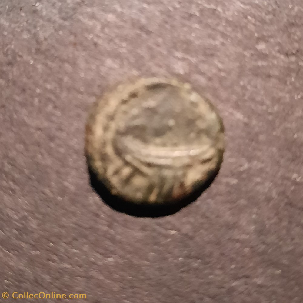 Marseille PB a la galere A/Tete de Minrve a g R/ Galere a d D11.3 P1.57g Feugere PBM84/1 monnaie antique av jc ap gauloise marseille pb a la galere a tete de minrve a g r galere a d d11 3 p1 57g feugere pbm84 1