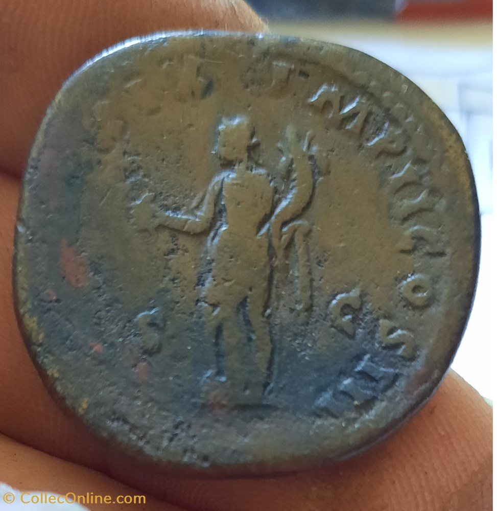 Marc Aurele A/Tete lauree a d R/ Felicite debout a g D33 P26.47g C798 RIC901 monnaies antiquite av jc ap romaines republicaines imperiales marc aurele a tete lauree a d r felicite debout a g d33 p26 47g c798 ric901