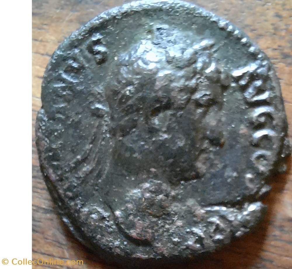 Hadrien A/Buste laure a d R/Modius avec epis de ble et pavot D27 P11.25g RCV 3674 C 174 RIC 798 monnaie antique jc ap romaine republicaine imperiale hadrien a buste laure a d r modius avec epis de ble et pavot d27 p11 25g rcv 3674 c 174 ric 798