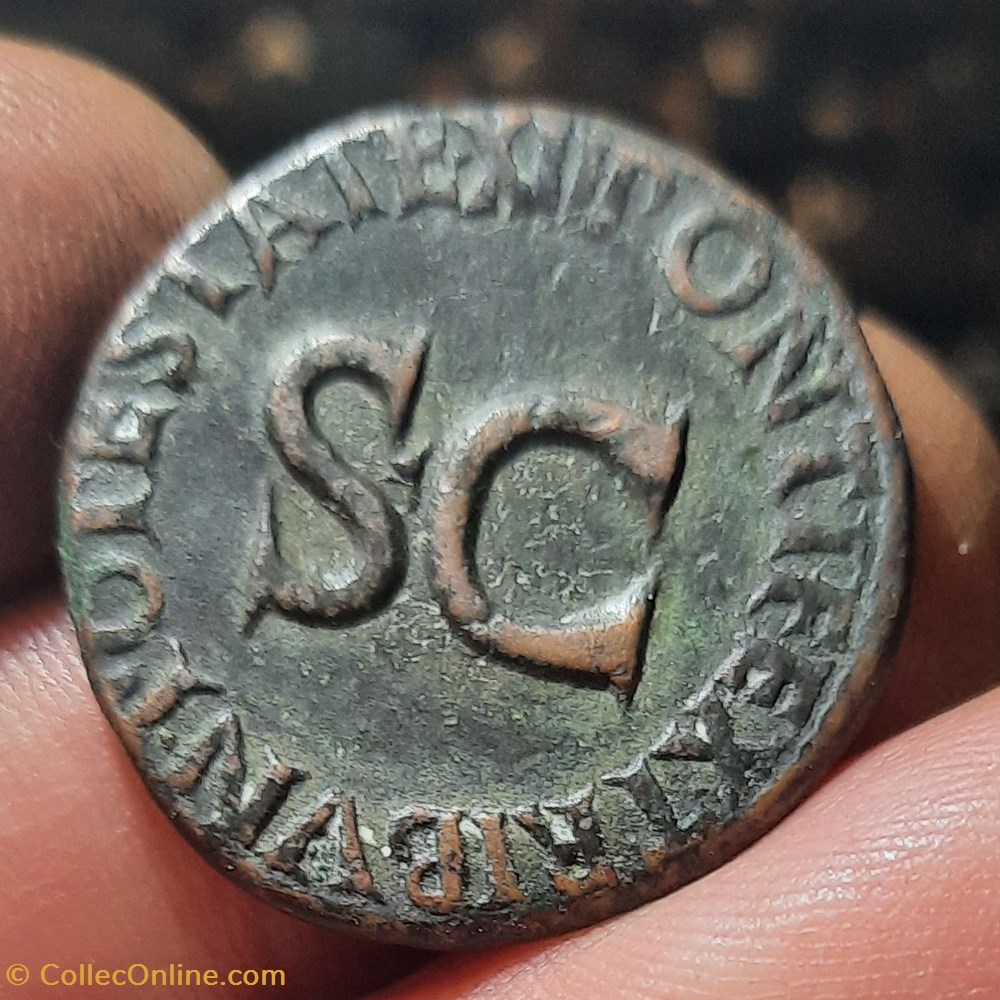Tibere A/Tete nue a d R/Legende SC D27.3 P10.72g C27 RIC469 RCV 1755 monnaies antiquite av jc ap romaines republicaines imperiales tibere a tete nue a d r legende sc d27 3 p10 72g c27 ric469 rcv 1755