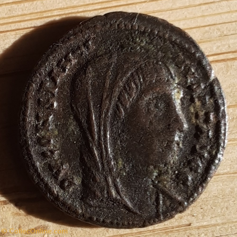 Constantin 1° A / Tete voilee a d R/Main de Dieu +337+340 D 15.9 P 1.82g RIC12 N°BD 67935 monnaie antique av jc ap romaine republicaine imperiale constantin 1 a tete voilee a d r main de dieu 337 340 d 15 9 p 1 82g ric12 n bd 67935