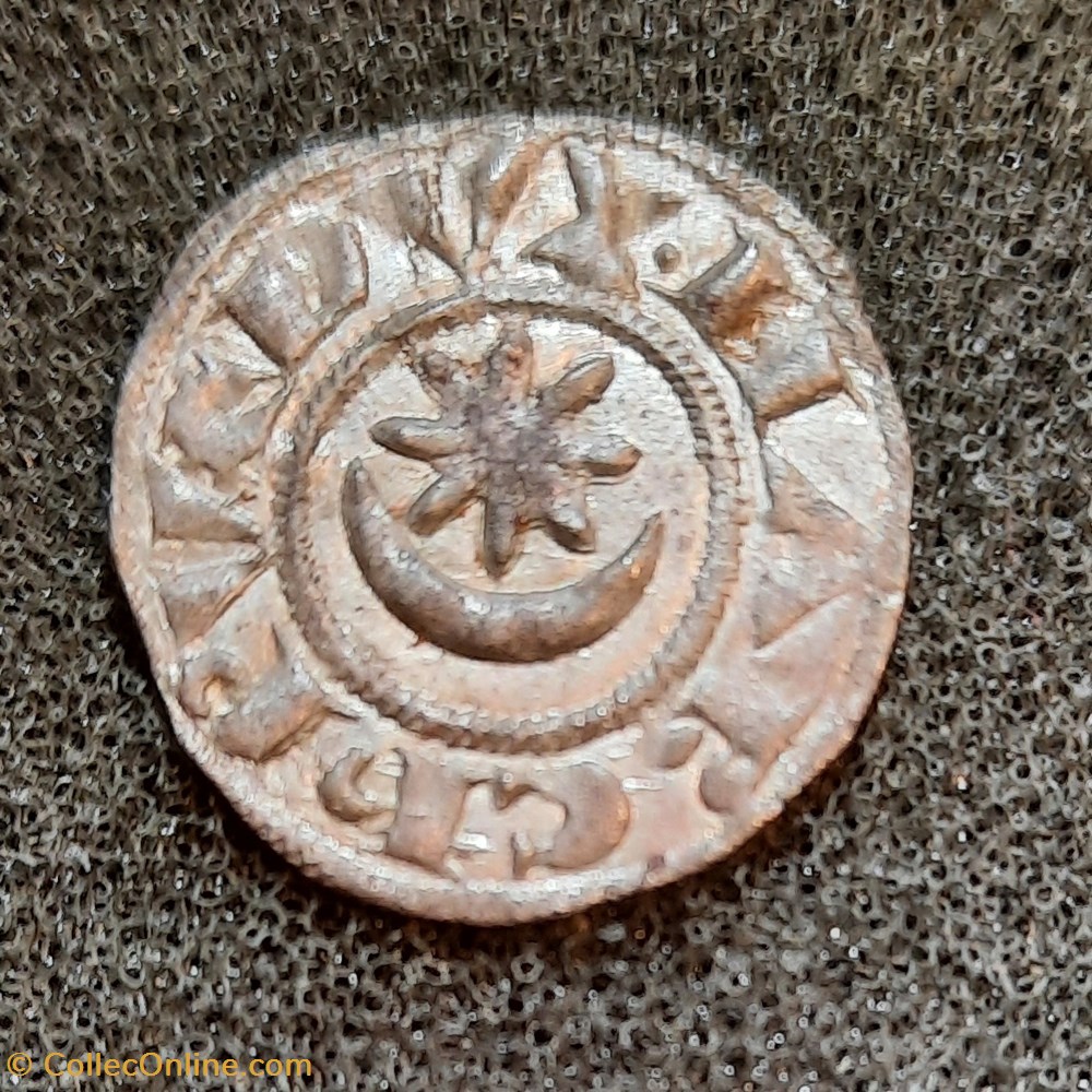 Raymond V A/ Croix de Toulouse R/Etoile a 8 rais , croissant +1177+1185 D18 P0.87 BD 789 PA 3728 monnaies france feodales raymond v a croix de toulouse r etoile a 8 rais croissant 1177 1185 d18 p0 87 bd 789 pa 3728
