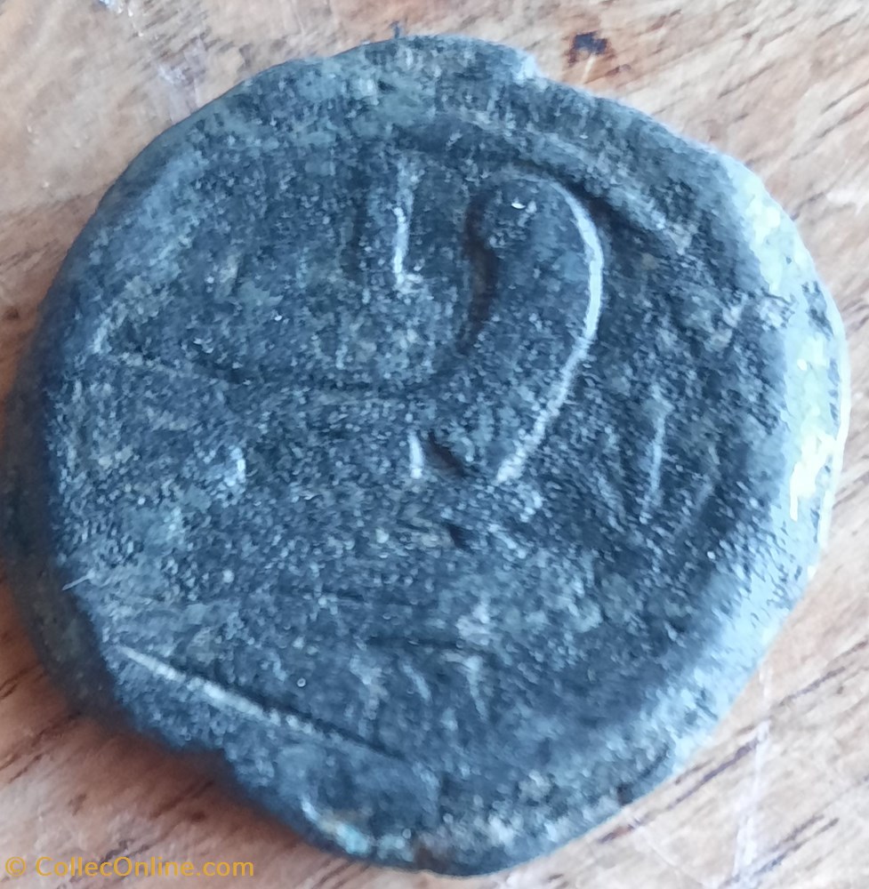 Republique Romaine A/Tete de Janu R / Proue de galere D32.5 P 27.21 RCV 627 RRC 56/2 monnaie antiquite av jc ap republicaine imperiale republique romaine a tete de janu r proue de galere d32 5 p 27 21 rcv 627 rrc 56 2