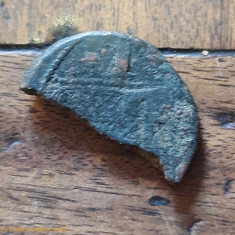 Jules Cesar et Octave A/ Tete Cesar a g R/ Proue de navire D30.2 P10.38g LT 4669 RPC 514 monnaie antique jc ap romaine provinciale jules cesar et octave a tete cesar a g r proue de navire d30 2 p10 38g lt 4669 rpc 514