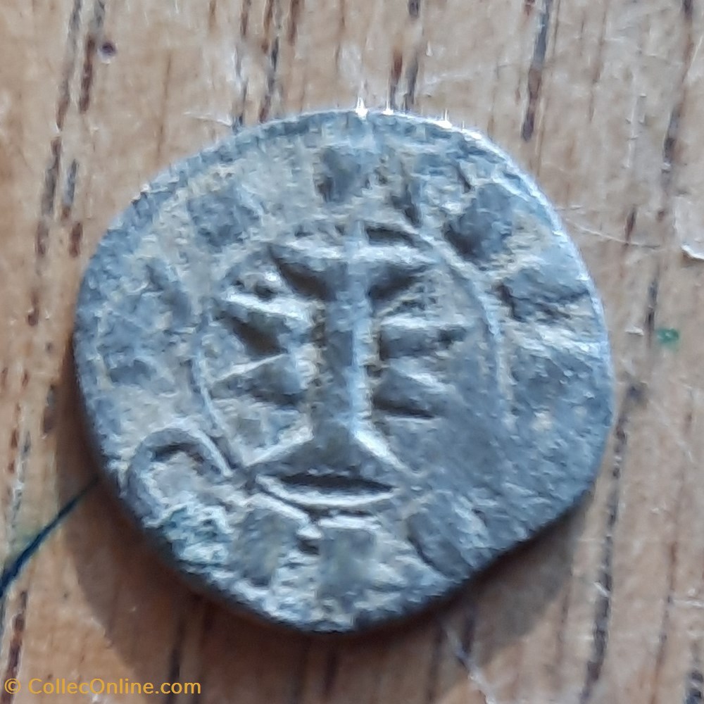 Melgueil A/ Fasce et 2 mitres R/ Croix composee d annelets +1080+1120 D13.2 P 0.62g BD753 monnaie france feodale melgueil a fasce et 2 mitres r croix composee d annelets 1080 1120 d13 2 p 0 62g bd753