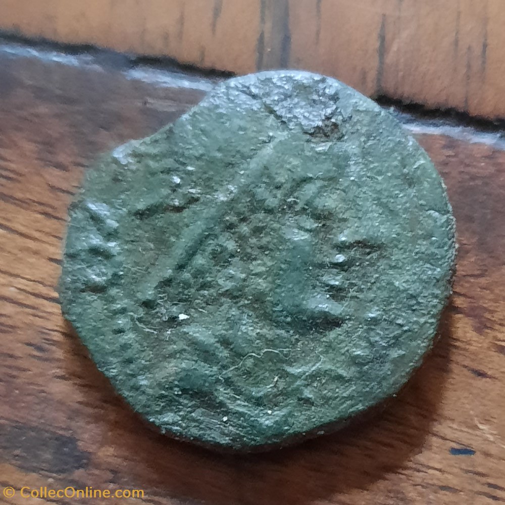 Longostalete A /Tete virle a d R /Trepied votif -150-75 D24.3 P 8.26g Feugere IBL 2369 monnaie antique av jc ap gauloise longostalete a tete virle a d r trepied votif 150 75 d24 3 p 8 26g feugere ibl 2369