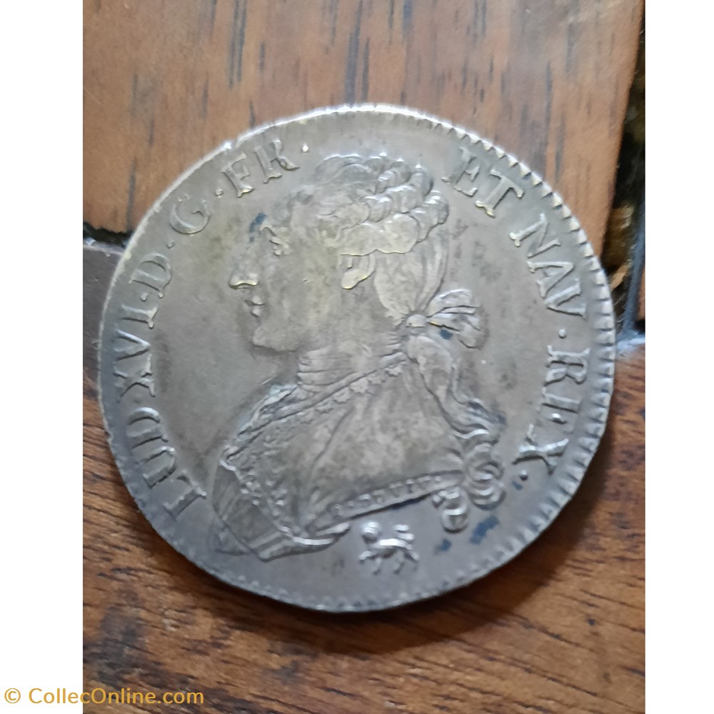 Louis xvi A/Buste du Roi a g R/Ecu de France aux branches d olivier D32.6 P14.51g G355 C2189 monnaie moderne louis xvi a buste du roi a g r ecu de france aux branches d olivier d32 6 p14 51g g355 c2189