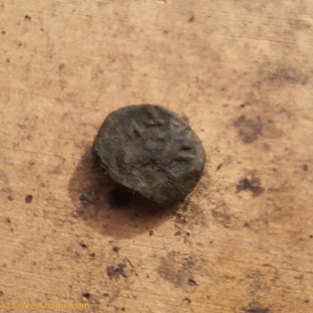 Marseille PB.A/Tete casquee a d R/ Mains jointes MAZ .-49-25 D10.9 .P1.50g Feugere PBM687 3 monnaie antique av jc ap gauloise marseille pb a tete casquee a d r mains jointes maz 49 25 d10 9 p1 50g feugere pbm687