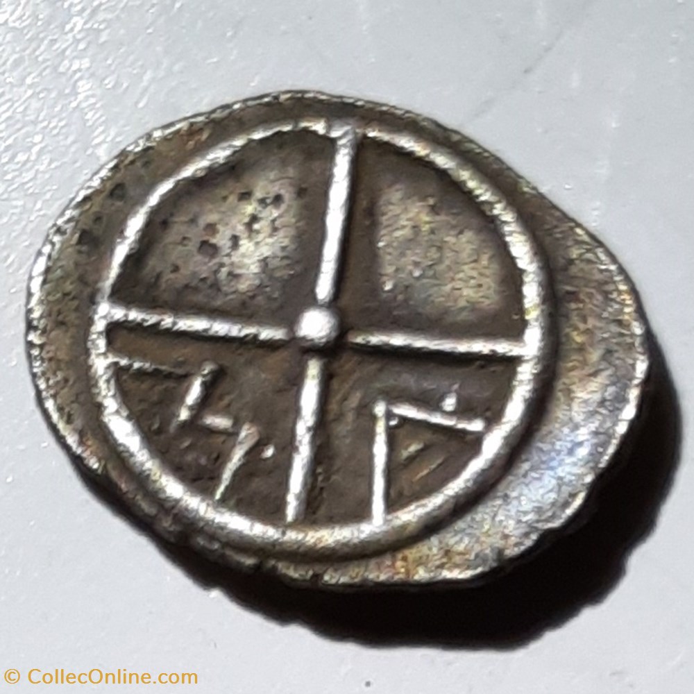 Marseille obole A/ Tete Apollon a g R/Roue avec rayons -300-100 D9.8 P0.55g Feugere ? monnaie antique jc gauloise marseille obole a tete apollon a g r roue avec rayons 300 100 d9 8 p0 55g feugere