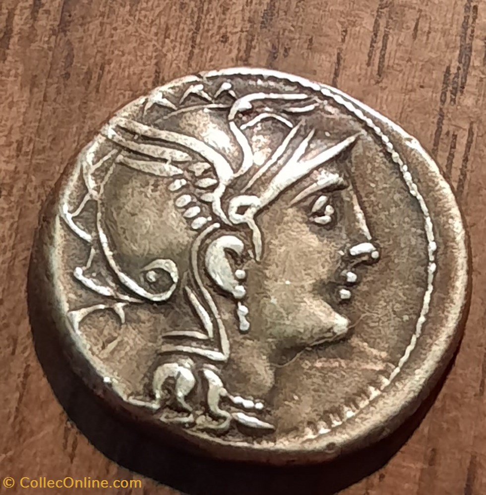 Aburia A/Tete de Rome a d R/Quadrige a d -134 D19.5 P3.99 g RCV121 monnaie antique av jc ap romaine republicaine imperiale aburia a tete de rome a d r quadrige a d 134 d19 5 p3 99 g rcv121